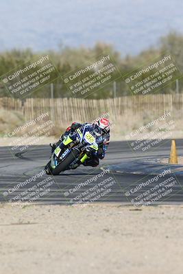 media/Jan-15-2026-Racers Edge (Thu) [[dfebeb70ab]]/2-A Group/Session 5 Turn 2/